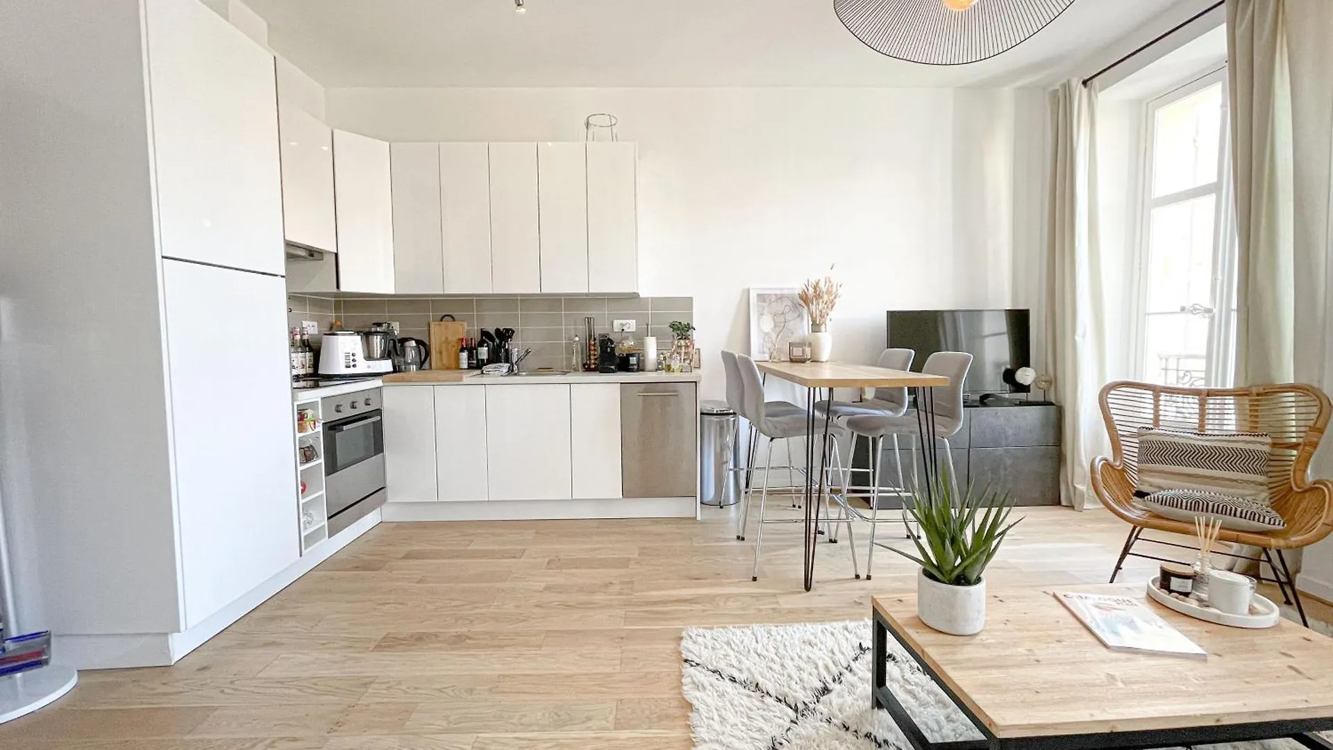 Apartment Cannes Banane, T2 Centre Ville, 400 M Des Plages