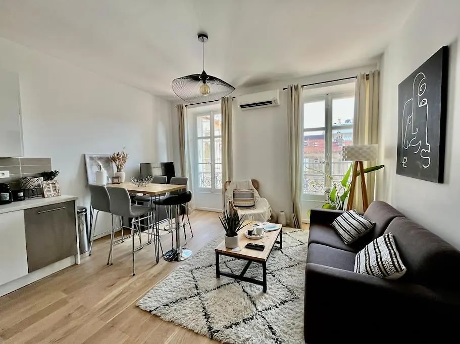 Apartment Cannes Banane, T2 Centre Ville, 400 M Des Plages France