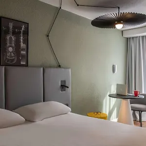 Ibis Centre Отель
